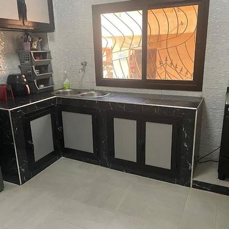 Appartement A Residence Mamouja Dakar Bagian luar foto