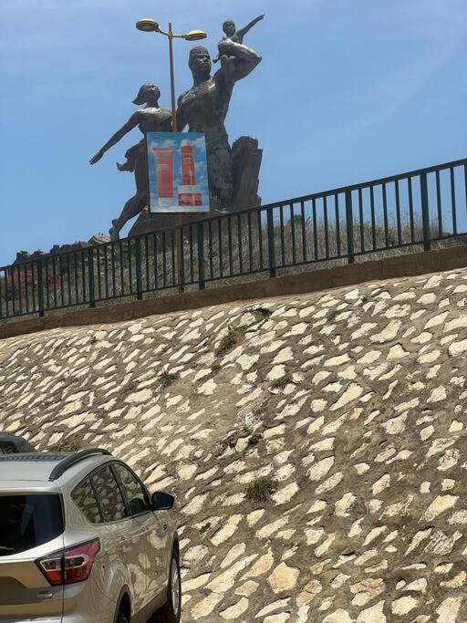 Appartement A Residence Mamouja Dakar Bagian luar foto